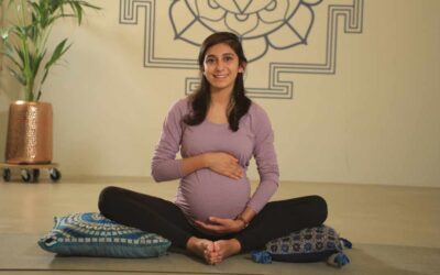 Yoga for Pregnancy & Birth with Britni Allen CD(Dona) LC(CBI)
